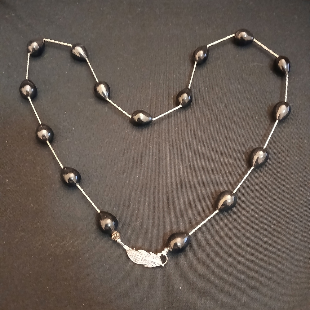 Elegant Black and Silver Beaded Necklace